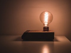 上海律師在線(xiàn)咨詢(xún)租戶(hù)引起火災(zāi)為何房東要擔(dān)責(zé)